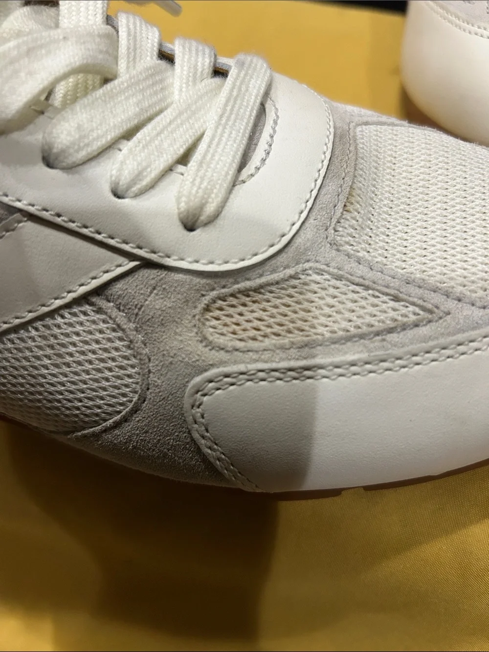 Vince Camuto women’s Cream & Black Low-Top Mesh Leather Sneakers